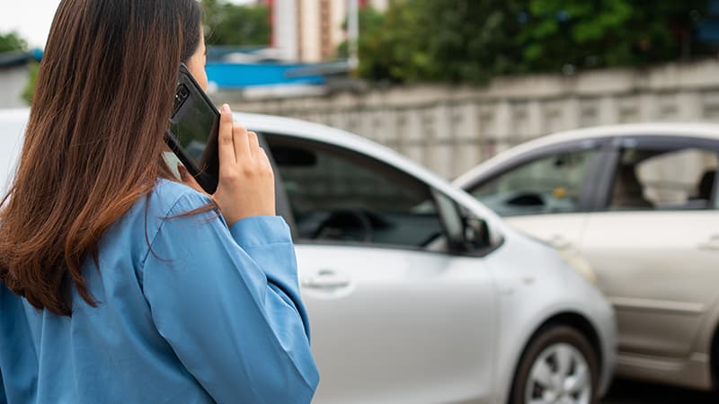 เทียบข้อดี ข้อเสียของประกันรถรายวันและรายปี | รู้ใจ