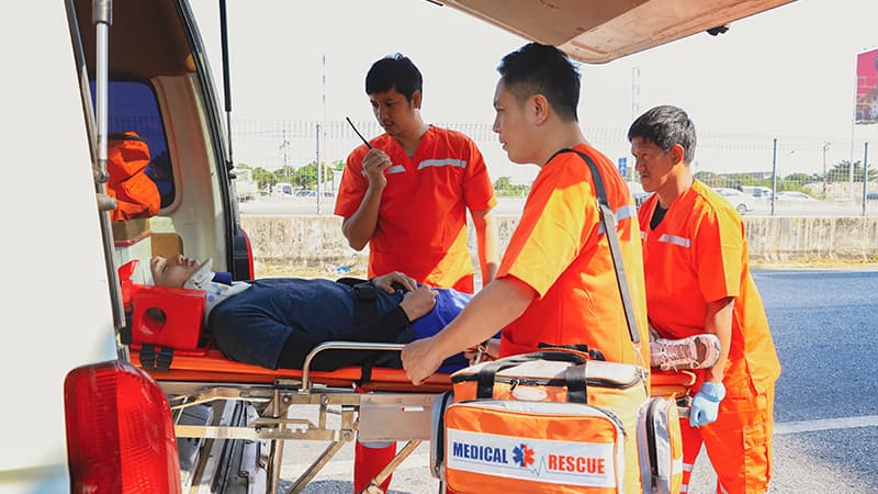 ความคุ้มครองเมื่อมีคนเสียชีวิตในอุบัติเหตุรถชน | ประกันรถยนต์ | รู้ใจ