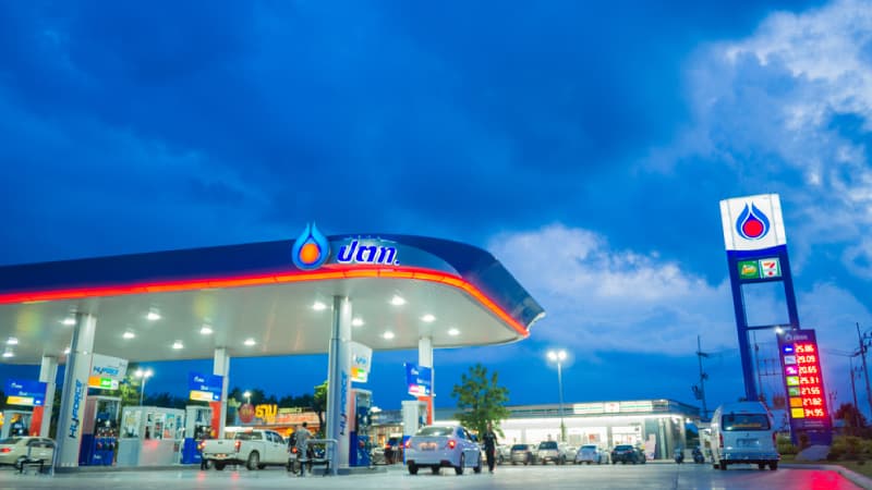 Refuel with the best fuel for your car in Thailand | Roojai